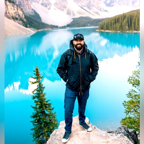 Meet your Posher, Drew - Picture 1 of 1